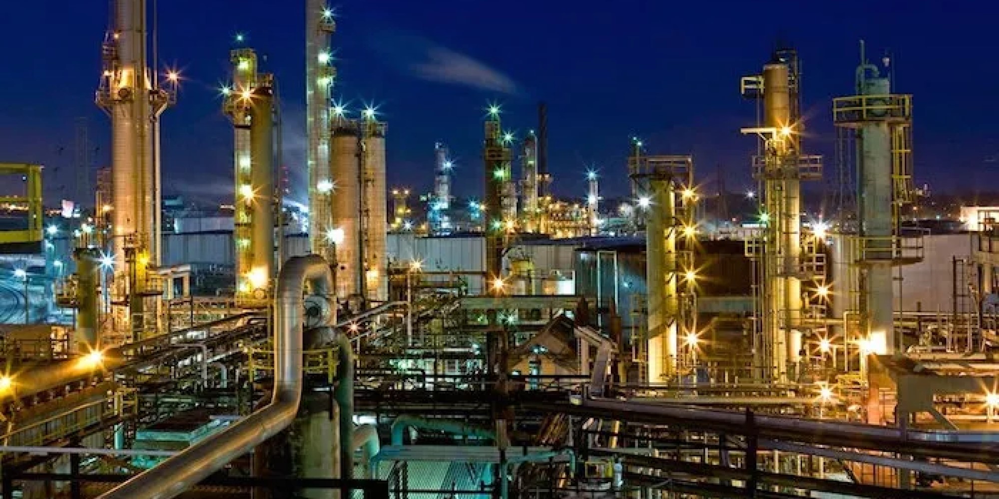 image of offshore oil & gas platform